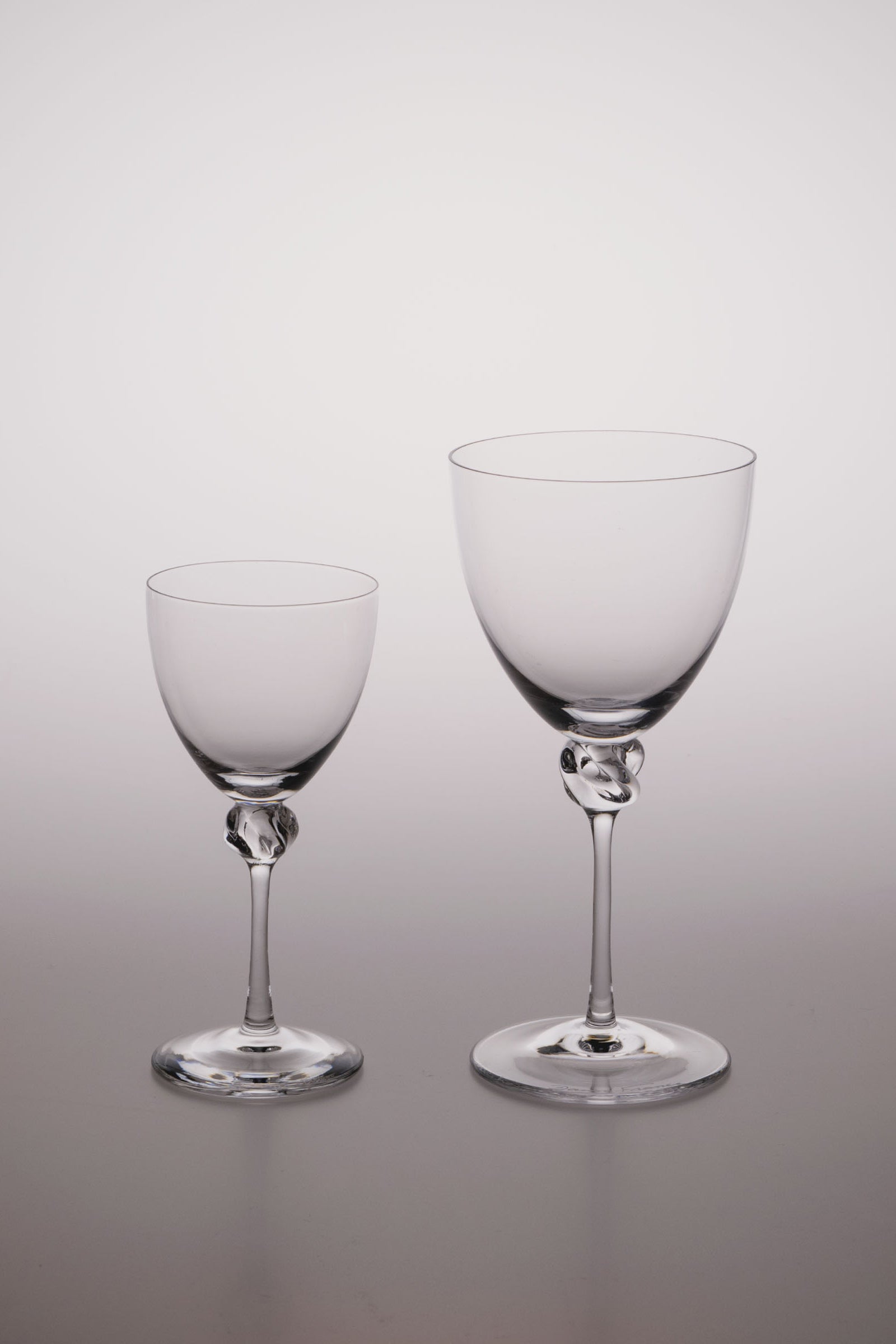 Bolero Wine Glass by Daum | T HOUSE